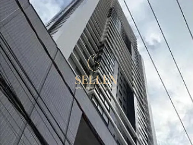 Apartamento com 198m² 3 quartos e 3 banheiros, à venda, no bairro Centro em Balneário Camboriú