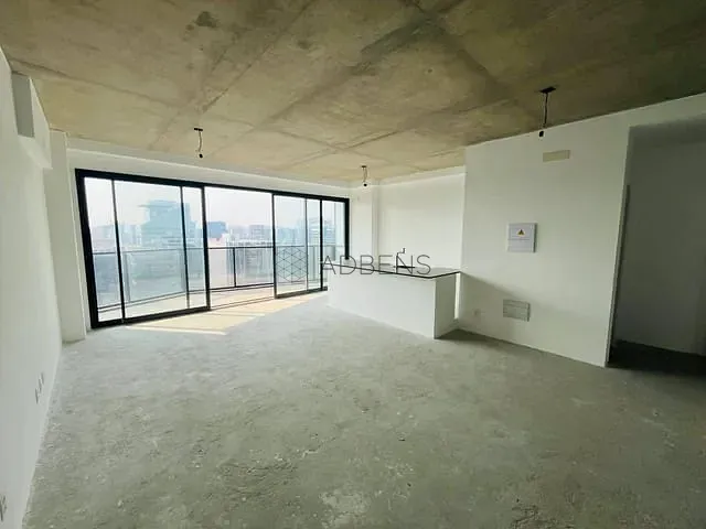 Apartamento 1 quarto e 2 banheiros, à venda, no bairro Vila Olímpia em São Paulo