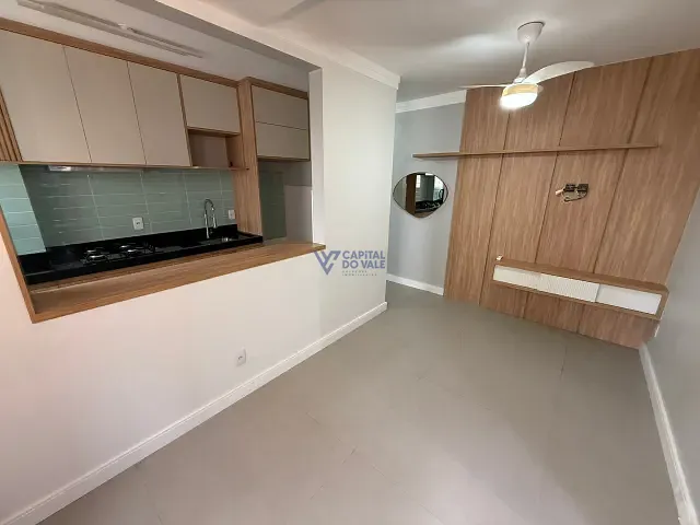 Apartamento 2 quartos e 1 banheiro, para alugar, no bairro Jardim das Indústrias em São José dos Campos