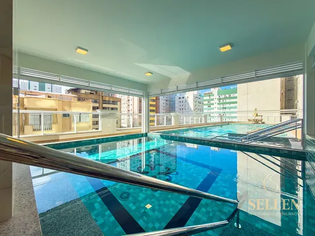 Apartamento com 315m² 4 quartos e 5 banheiros, à venda, no bairro Centro em Balneário Camboriú