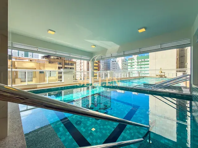 Apartamento com 315m² 4 quartos e 5 banheiros, à venda, no bairro Centro em Balneário Camboriú