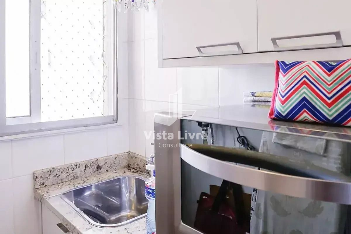 Apartamento à venda com 3 quartos, 76m² - Foto 19