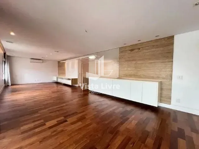 Apartamento com 210m² 4 quartos e 5 banheiros, à venda, no bairro Vila Olímpia em São Paulo