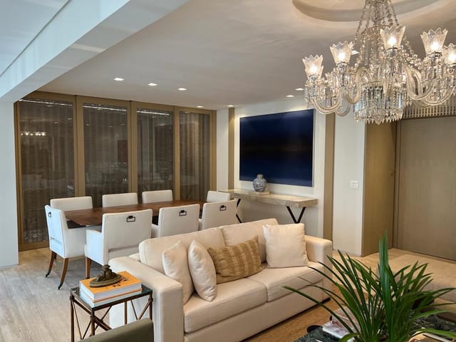 Apartamento com 170m² 2 quartos e 3 banheiros, à venda, no bairro Itaim Bibi em São Paulo
