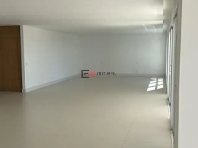 Apartamento 4 quartos e 6 banheiros, à venda, no bairro Bela Suiça em Londrina
