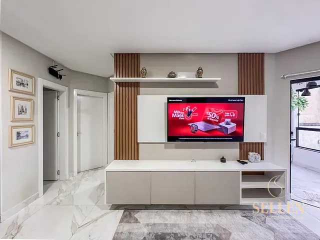 Apartamento com 78m² 2 quartos e 2 banheiros, à venda, no bairro Centro em Balneário Camboriú