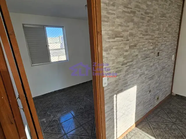 Apartamento 2 quartos e 1 banheiro, à venda, no bairro Vila Antonieta em São Paulo