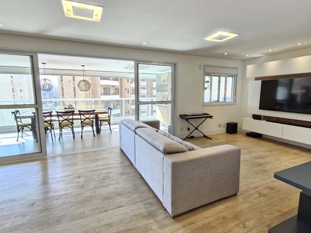 Apartamento com 164m² 3 quartos e 5 banheiros, à venda, no bairro Brooklin em São Paulo