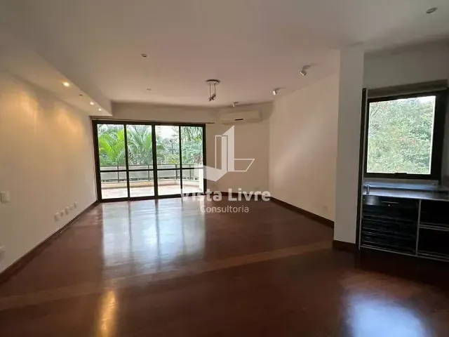 Apartamento com 197m² 3 quartos e 5 banheiros, à venda, no bairro Itaim Bibi em São Paulo