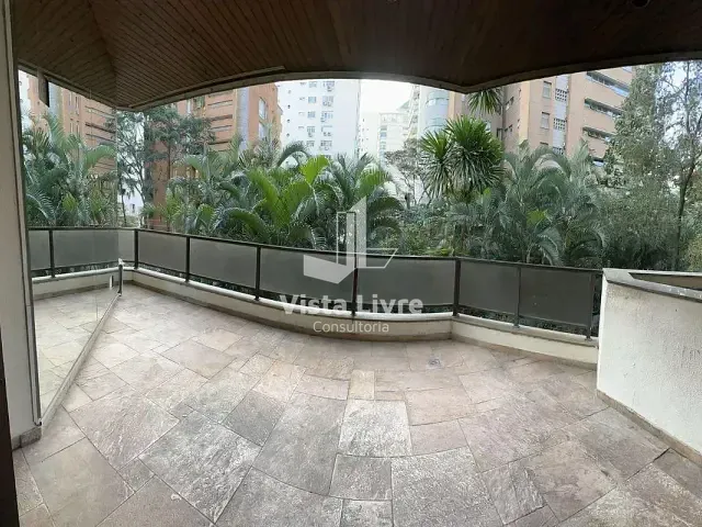 Apartamento com 197m² 3 quartos e 5 banheiros, à venda, no bairro Itaim Bibi em São Paulo