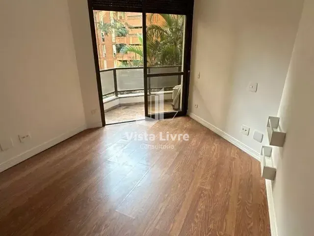 Apartamento com 197m² 3 quartos e 5 banheiros, à venda, no bairro Itaim Bibi em São Paulo