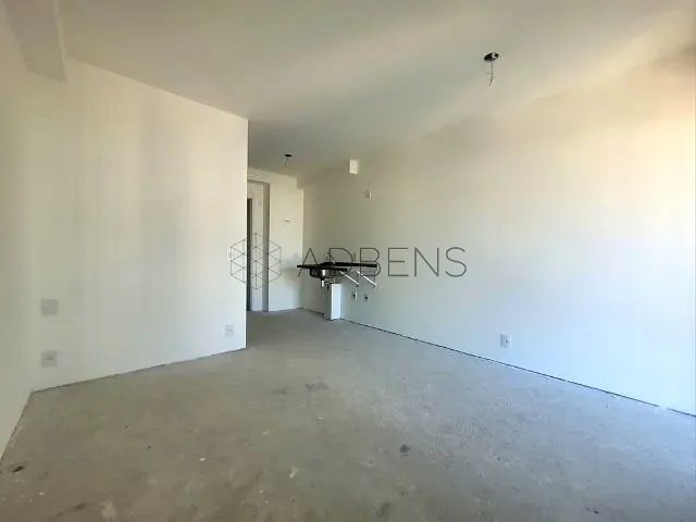 Apartamento 1 quarto e 1 banheiro, à venda, no bairro Cerqueira César em São Paulo