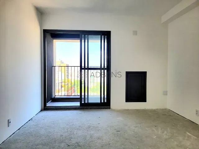 Apartamento 1 quarto e 1 banheiro, à venda, no bairro Cerqueira César em São Paulo