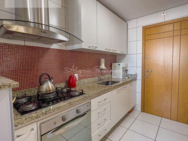 Apartamento 3 quartos e 3 banheiros, à venda, no bairro Duque de Caxias em Cuiabá