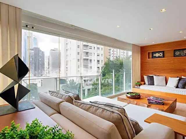 Apartamento com 123m² 1 quarto e 2 banheiros, à venda, no bairro Itaim Bibi em São Paulo