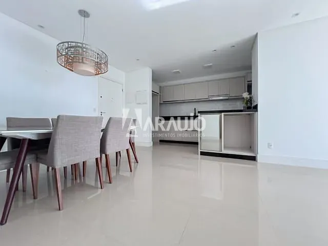 Apartamento 3 quartos e 3 banheiros, à venda, no bairro Centro em Itajaí