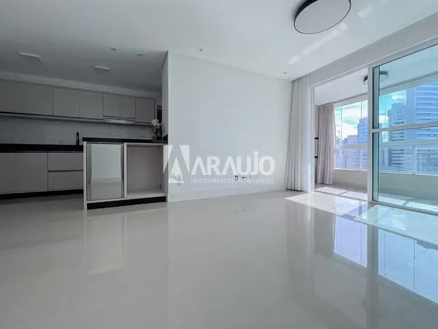 Apartamento 3 quartos e 3 banheiros, à venda, no bairro Centro em Itajaí