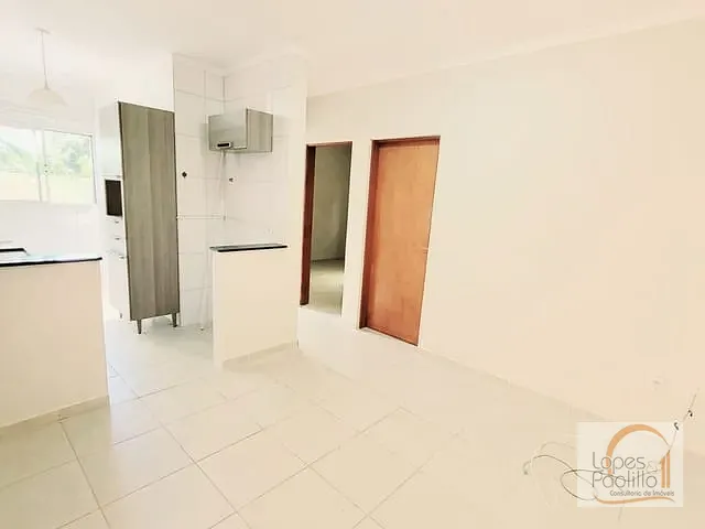 Apartamento com 48m² 2 quartos e 1 banheiro, para alugar, no bairro Jardim Colonial em Atibaia