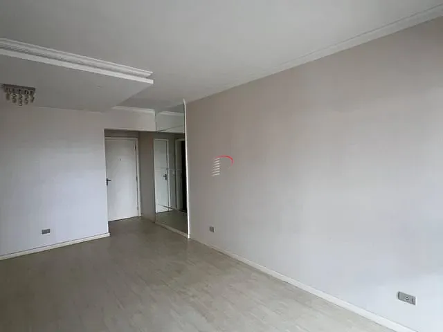 Apartamento com 95m² 3 quartos e 2 banheiros, à venda, no bairro San Remo em Londrina