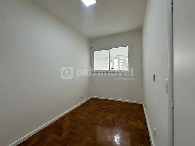 Apartamento 1 quarto e 1 banheiro, à venda, no bairro Leme em Rio de Janeiro