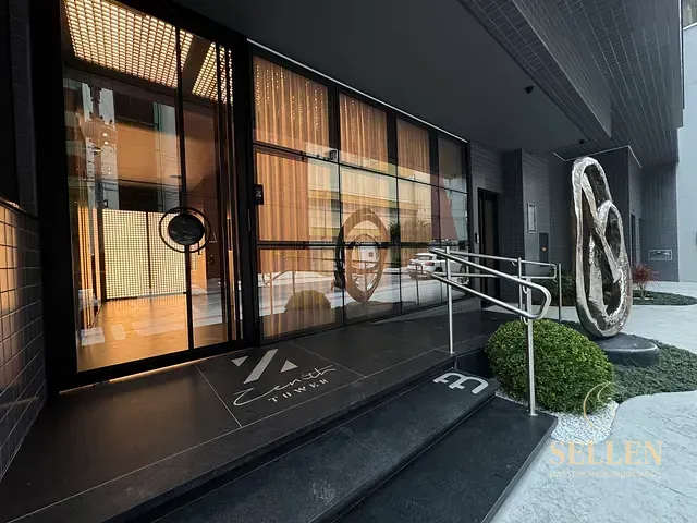 Apartamento com 294m² 4 quartos e 5 banheiros, à venda, no bairro Centro em Balneário Camboriú