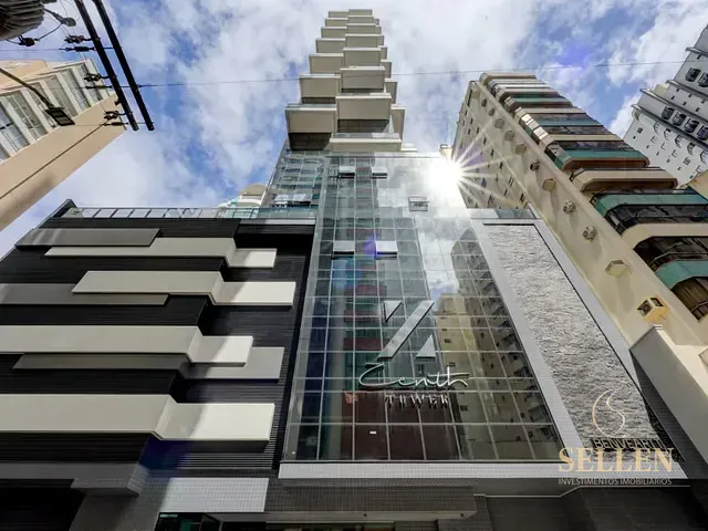 Apartamento com 294m² 4 quartos e 5 banheiros, à venda, no bairro Centro em Balneário Camboriú