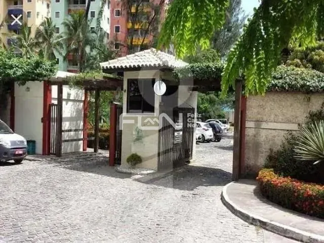 Apartamento 2 quartos e 2 banheiros, para alugar, no bairro Centro em Lauro de Freitas