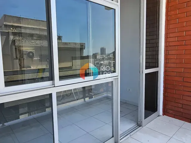 Apartamento com 86m² 1 quarto e 1 banheiro, à venda, no bairro Copacabana em Rio de Janeiro