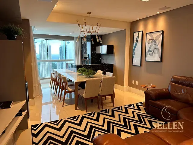 Apartamento com 271m² 3 quartos e 4 banheiros, à venda, no bairro Pioneiros em Balneário Camboriú