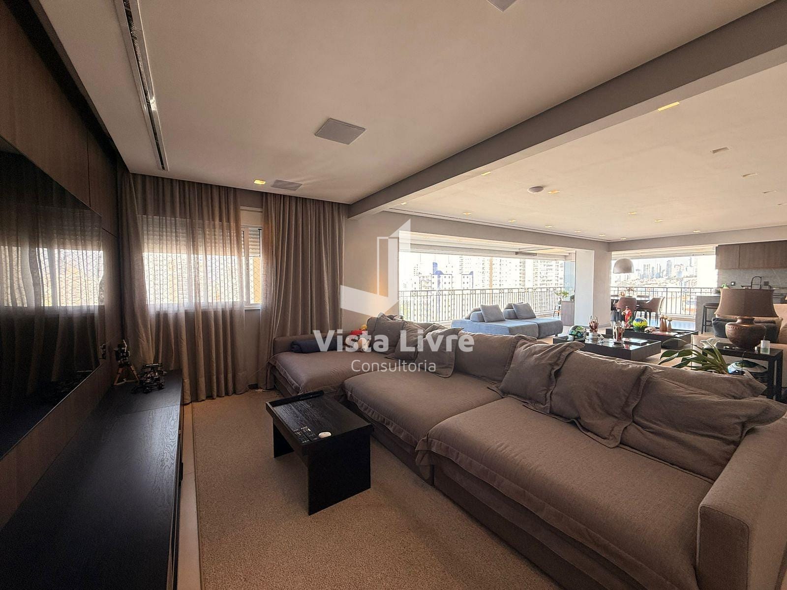 Apartamento, 3 quartos, 223 m² - Foto 3