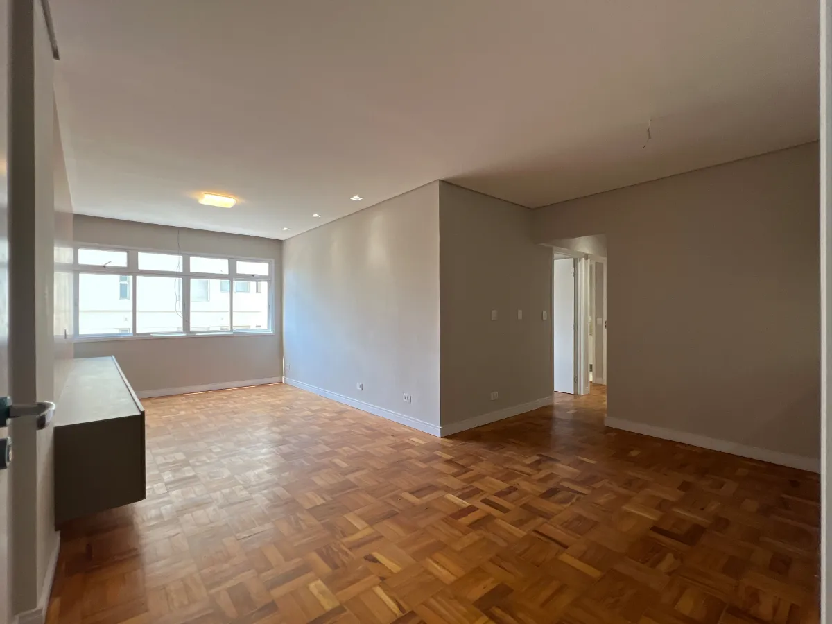 Apartamento para venda em Vila Nova Conceição com 3 quartos, sendo 2 suítes, 92m²