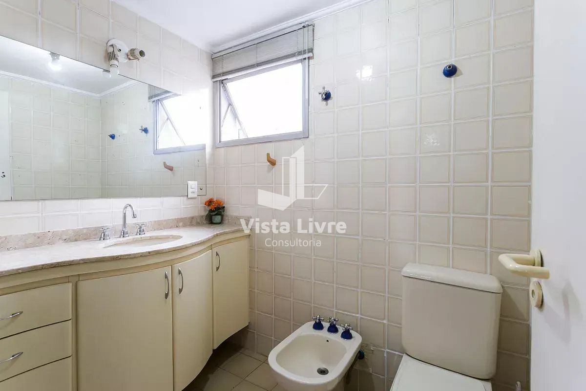 Apartamento à venda com 1 quarto, 45m² - Foto 17
