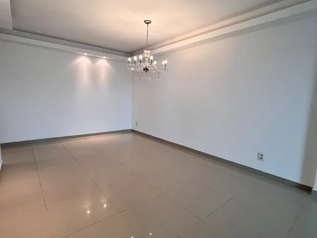 Apartamento 3 quartos e 3 banheiros, para alugar, no bairro Glória em Macaé