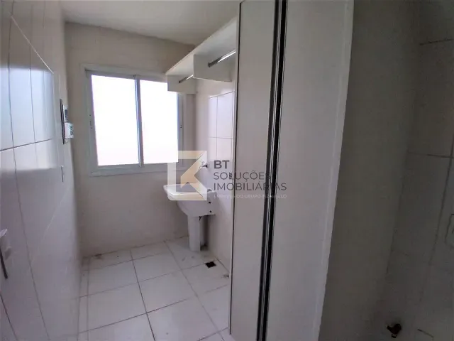 Apartamento 2 quartos e 1 banheiro, à venda, no bairro Parque São Lourenço em Indaiatuba