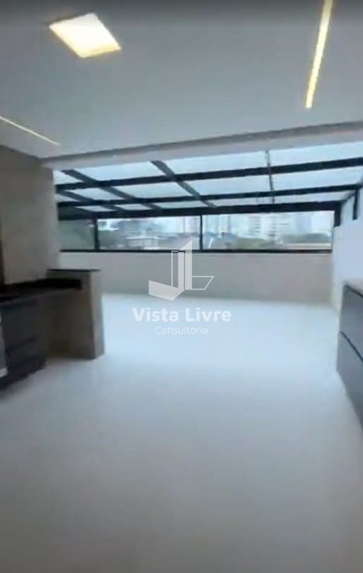 Apartamento à venda com 3 quartos, 121m² - Foto 2