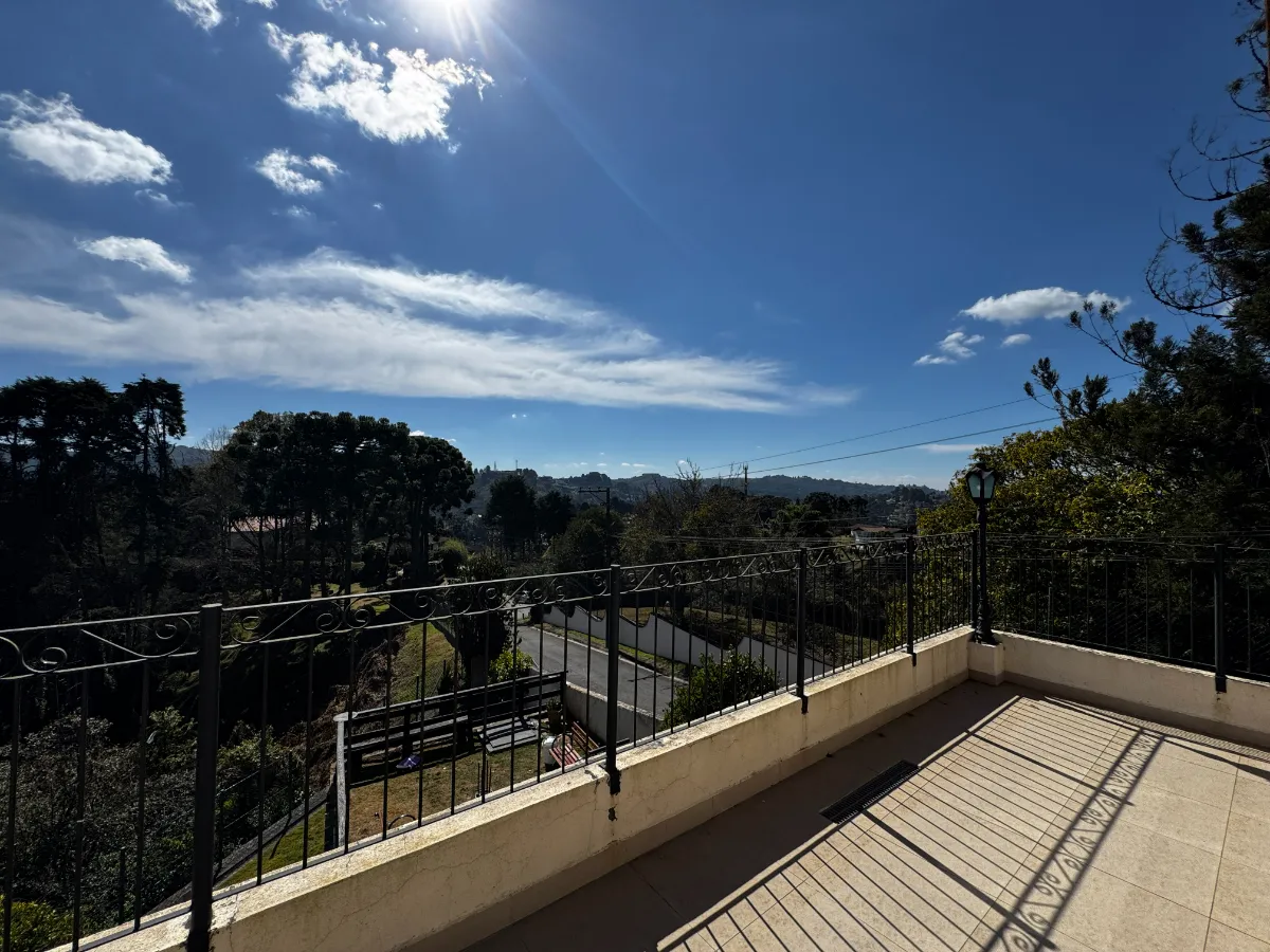 Apartamento para venda em Vila Inglesa com 4 quartos, sendo 1 suíte, 176m²