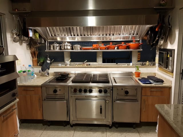 Apartamento com 290m² 4 quartos e 5 banheiros, à venda, no bairro Itaim Bibi em São Paulo