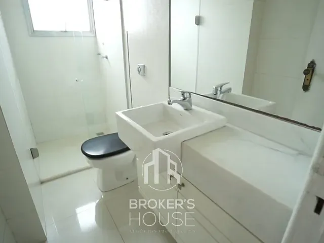 Apartamento 2 quartos e 2 banheiros, à venda, no bairro Praia do Canto em Vitória