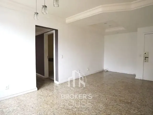 Apartamento 2 quartos e 2 banheiros, à venda, no bairro Praia do Canto em Vitória