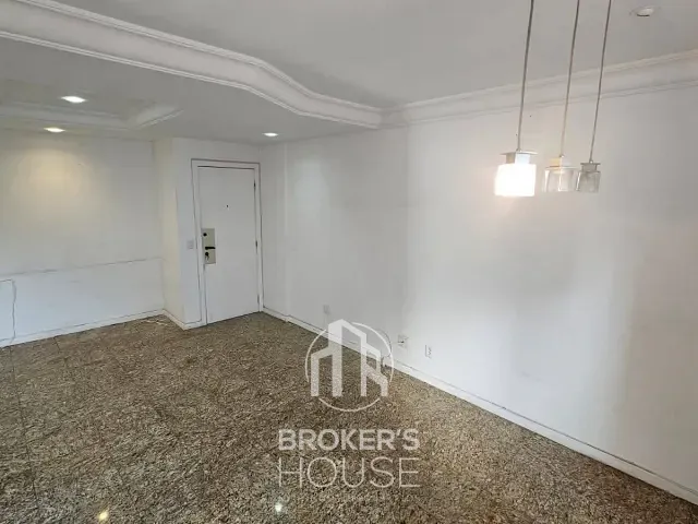 Apartamento 2 quartos e 2 banheiros, à venda, no bairro Barro Vermelho em Vitória
