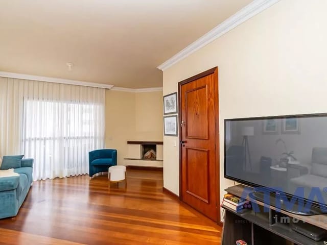Apartamento 3 quartos e 2 banheiros, à venda, no bairro Bigorrilho em Curitiba