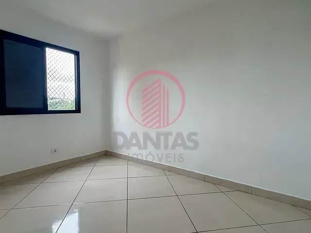 Apartamento 2 quartos e 1 banheiro, para alugar, no bairro Santa Maria em Osasco
