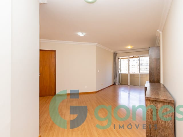 Apartamento 3 quartos e 4 banheiros, para alugar, no bairro Água Verde em Curitiba