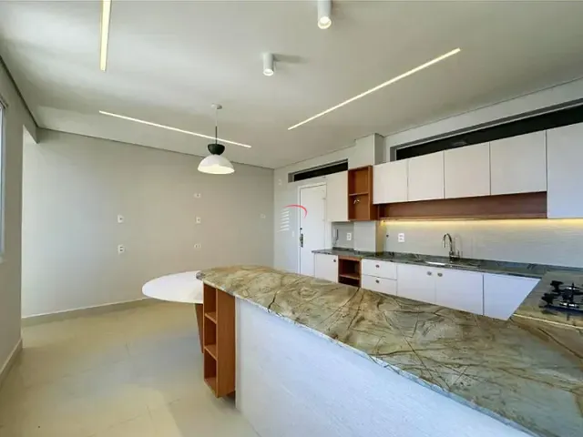 Apartamento com 212m² 3 quartos e 3 banheiros, à venda, no bairro Centro em Londrina