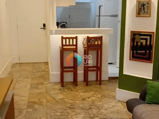 Apartamento com 45m² 1 quarto e 1 banheiro, à venda, no bairro Copacabana em Rio de Janeiro