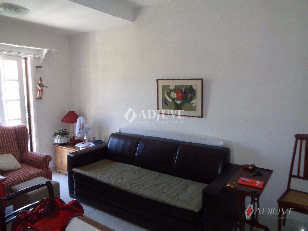 Apartamento à venda com 1 quarto, 50m² - Foto 1