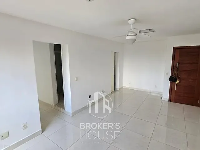 Apartamento 2 quartos e 3 banheiros, à venda, no bairro Praia do Canto em Vitória