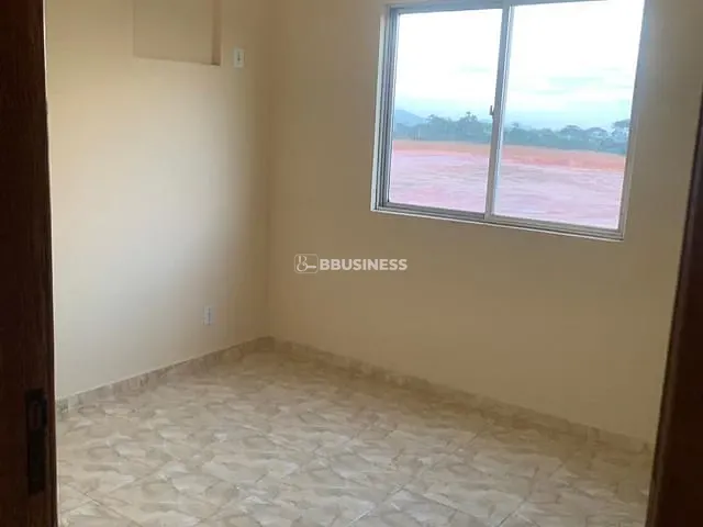 Apartamento 2 quartos e 1 banheiro, à venda, no bairro Cidade Praiana em Rio das Ostras