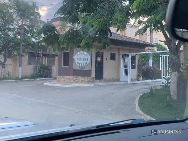 Apartamento 2 quartos e 1 banheiro, à venda, no bairro Cidade Praiana em Rio das Ostras