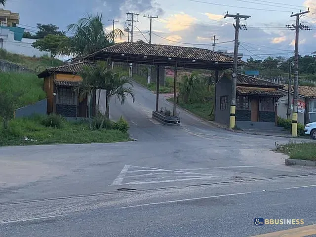 Apartamento 2 quartos e 1 banheiro, à venda, no bairro Cidade Praiana em Rio das Ostras